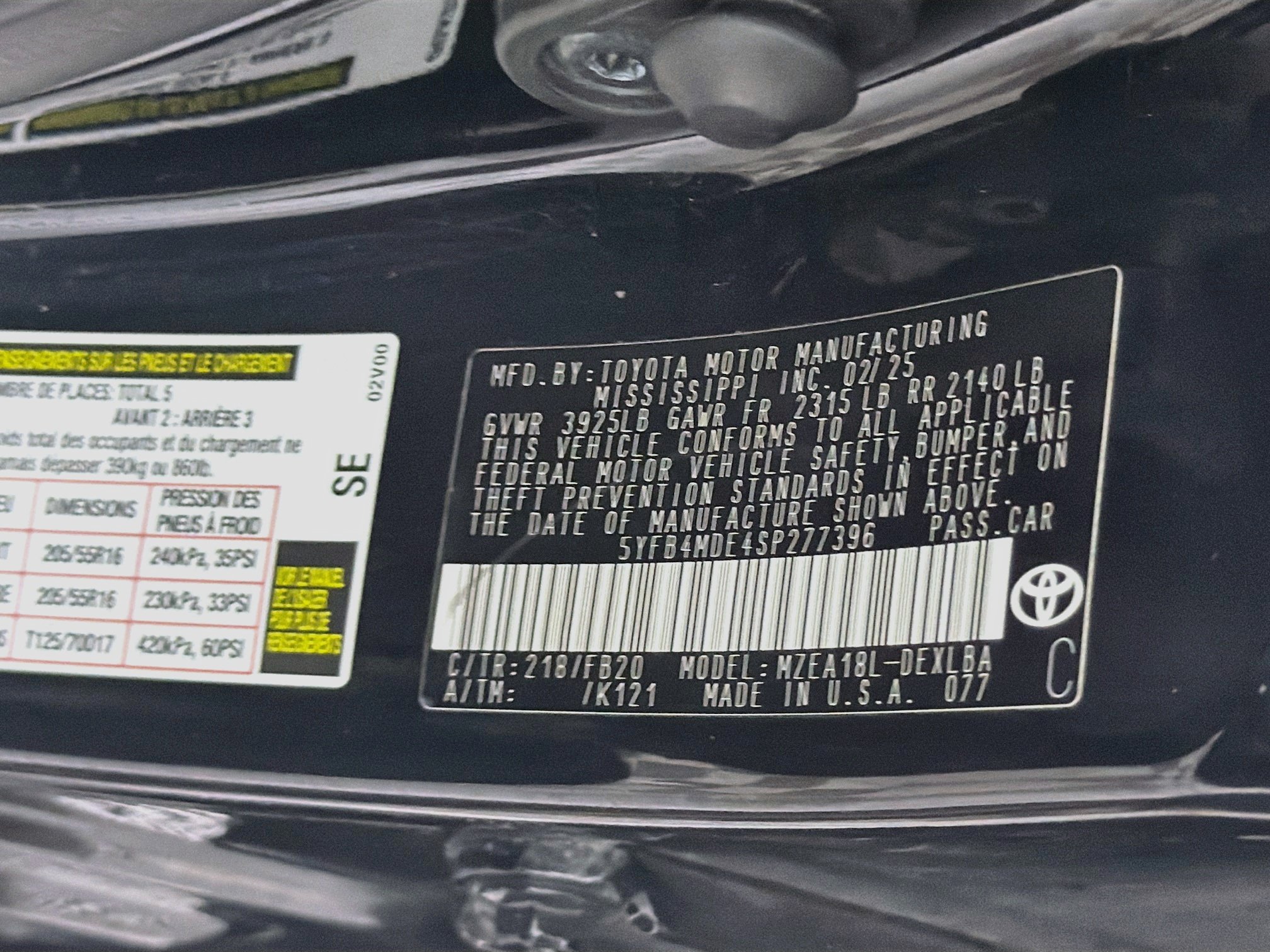 Used 2025 Toyota Corolla LE FWD image 12