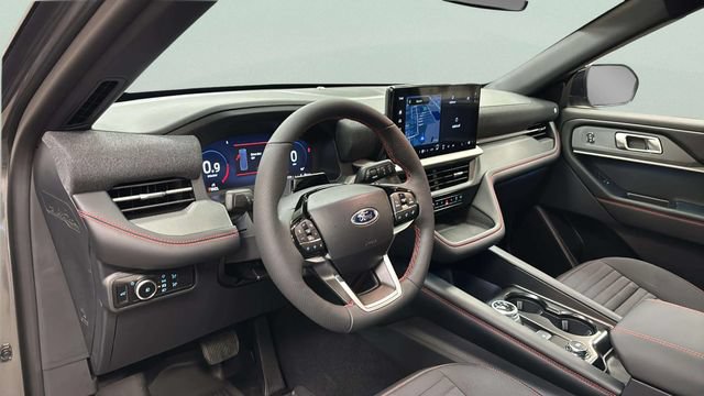New 2026 Ford Explorer ST-Line w/ ST-Line Street Pack AWD/4WD image 16