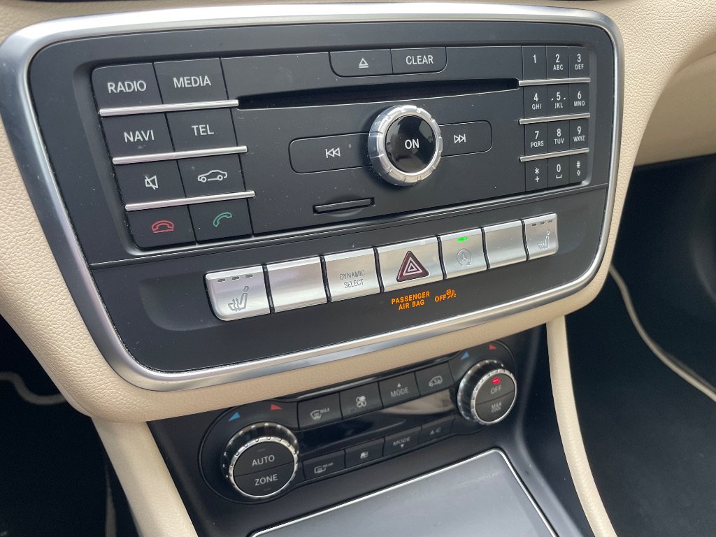 Used 2018 Mercedes-Benz CLA 250 image 40