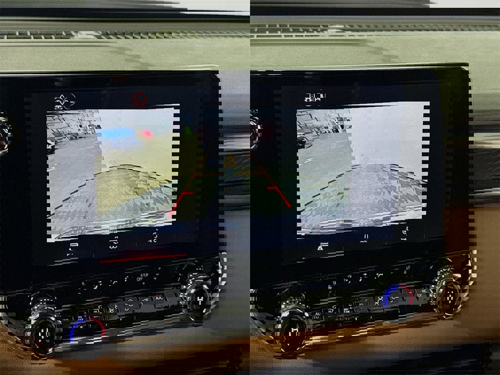 New 2026 GMC Canyon AT4 w/ Nightfall Essentials Package image 9