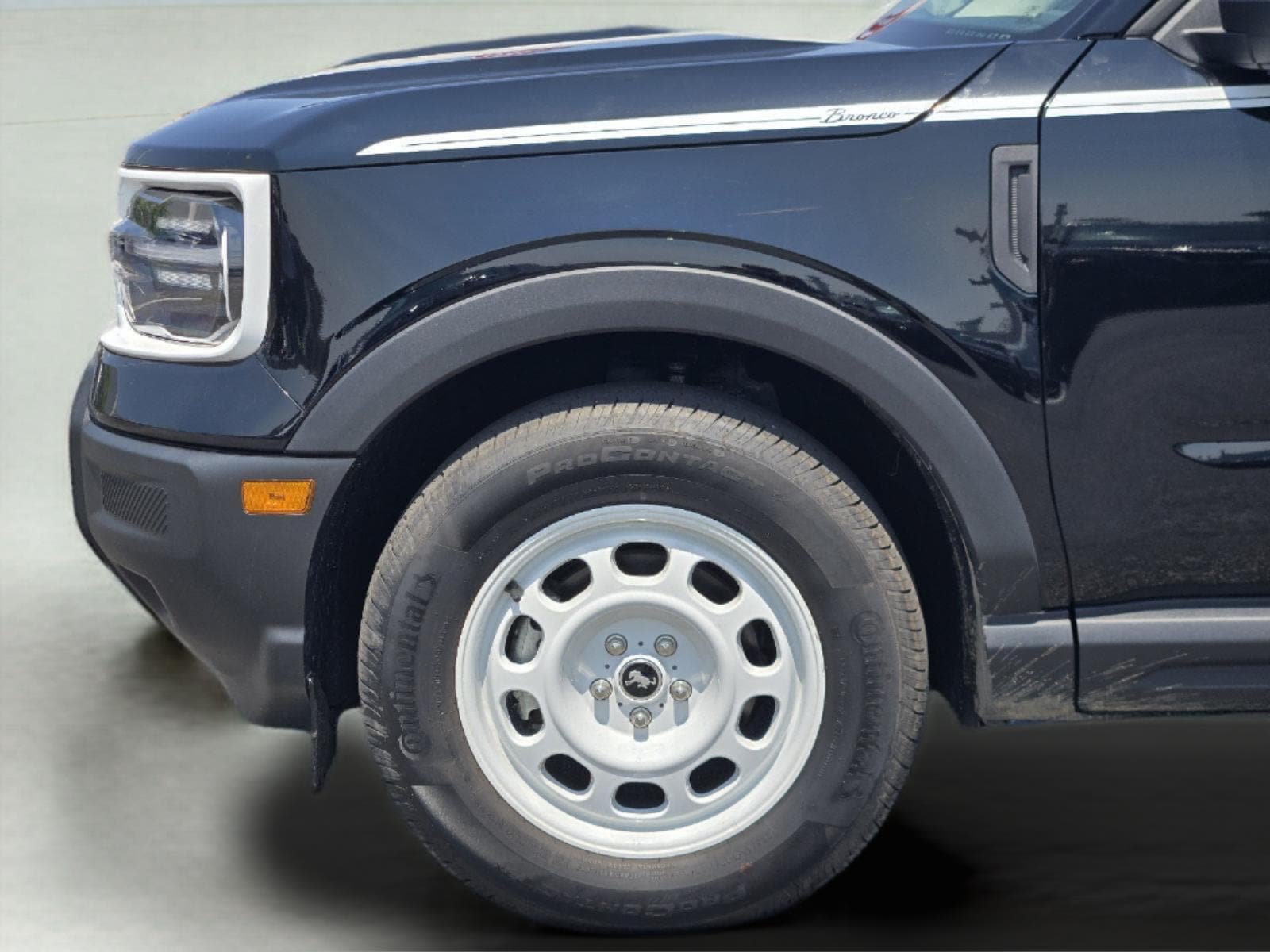 Used 2025 Ford Bronco Sport Heritage w/ Convenience Package AWD/4WD image 8