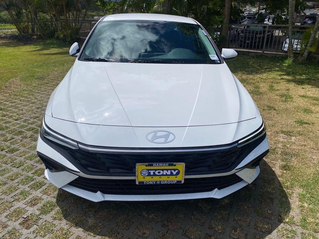New 2026 Hyundai Elantra SE FWD image 1