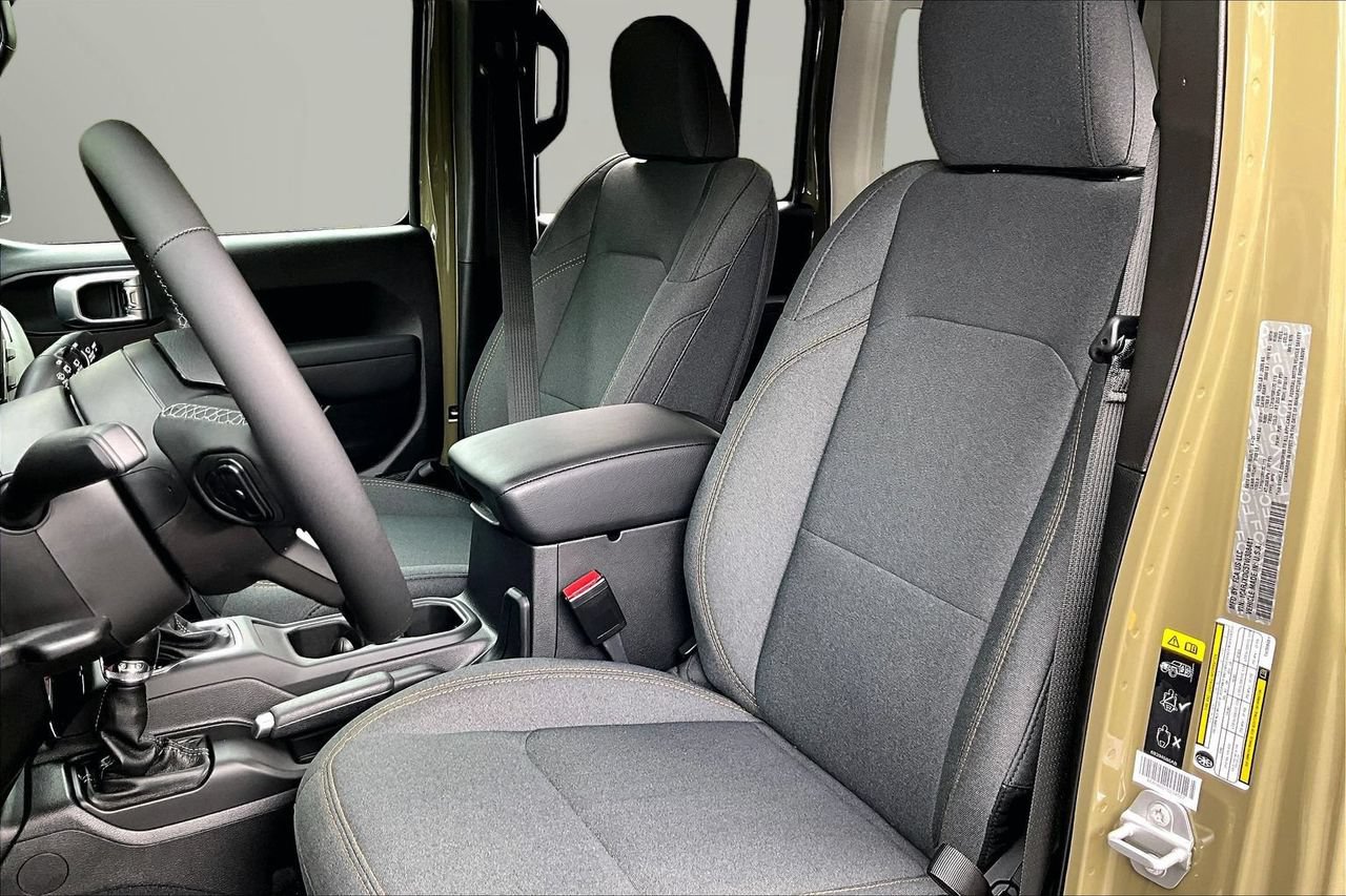 New 2026 Jeep Wrangler Unlimited Sport AWD/4WD image 16
