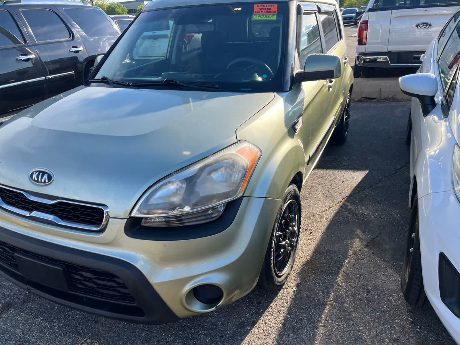 Used 2012 Kia Soul FWD image 5