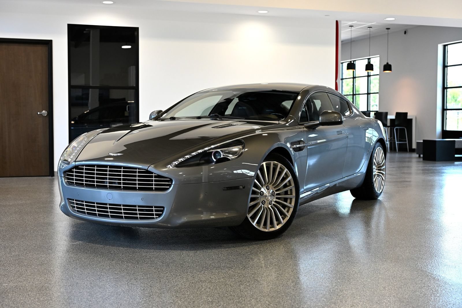 Used 2011 Aston Martin Rapide RWD image 1