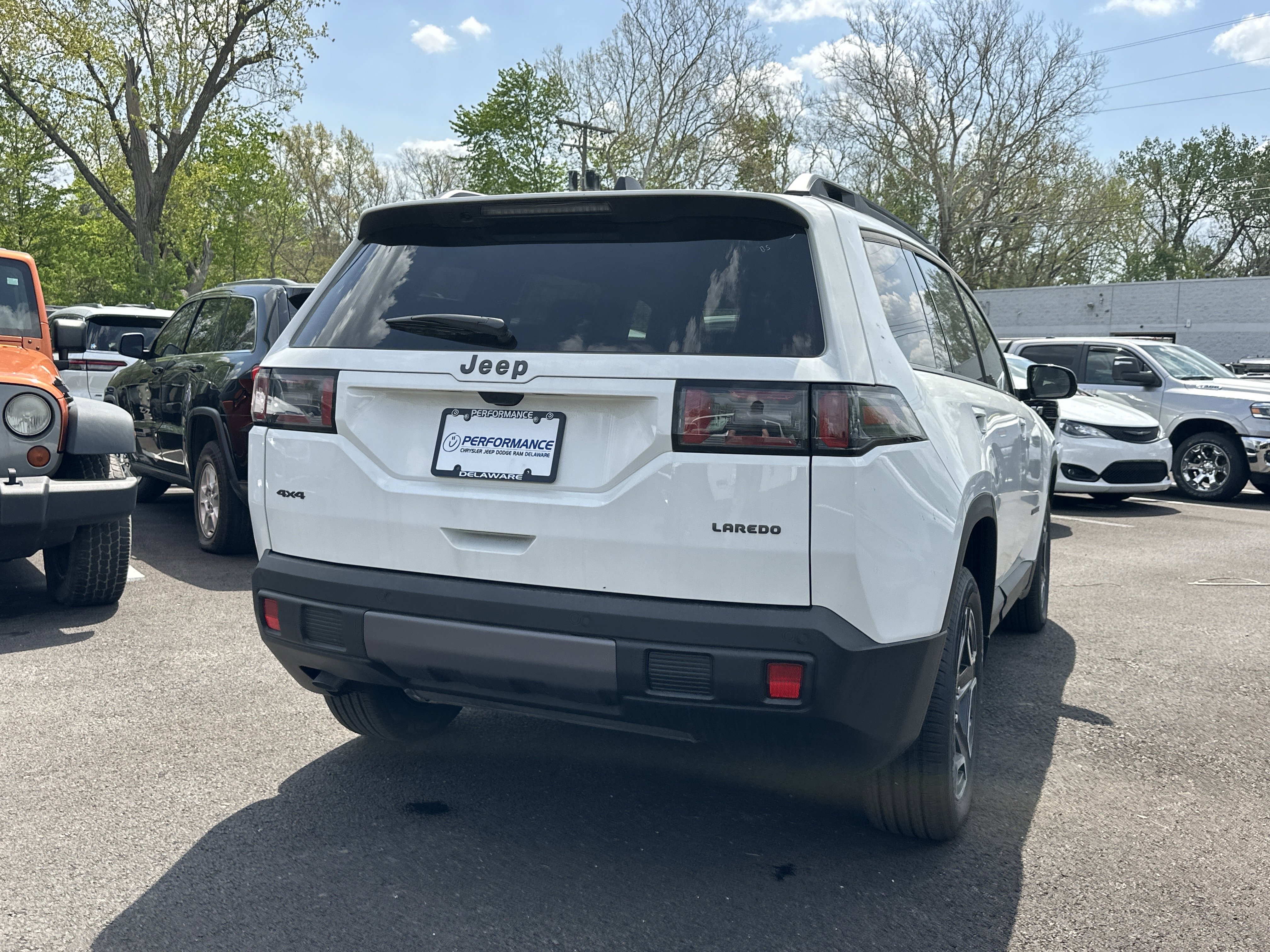 New 2026 Jeep Cherokee Laredo AWD/4WD image 14