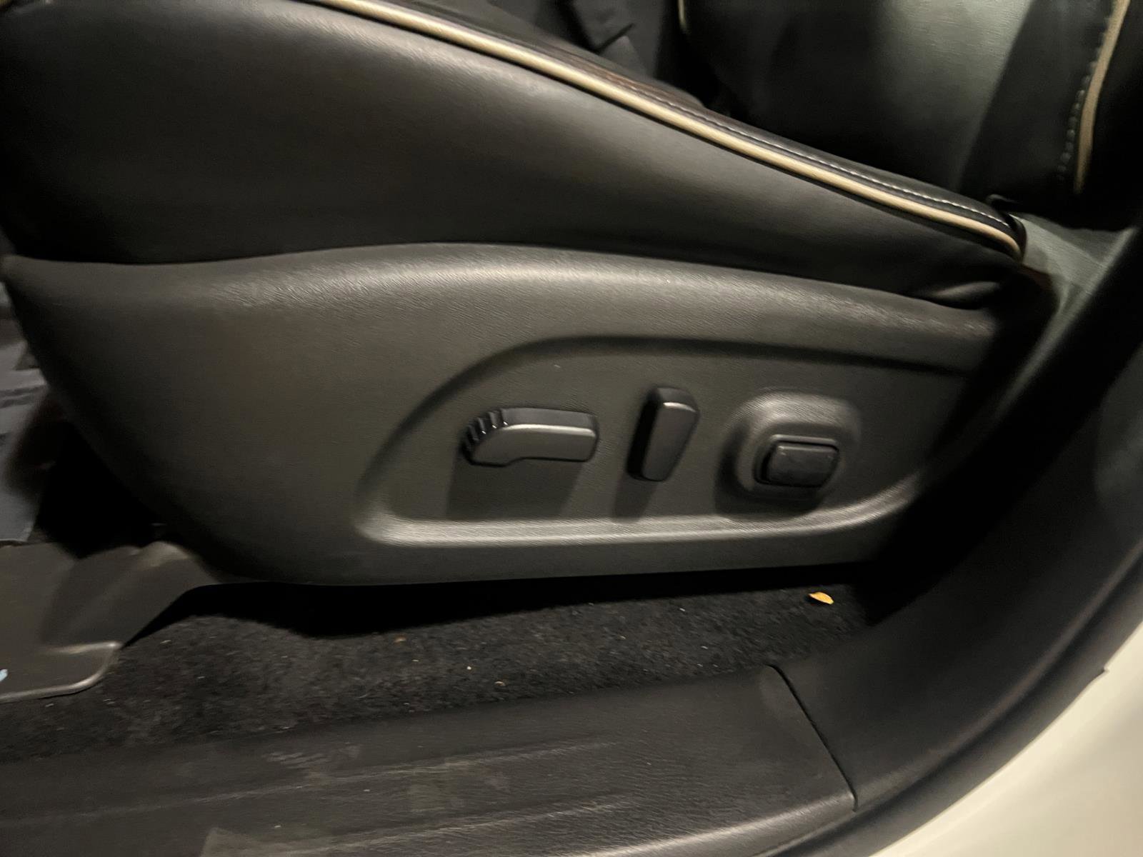 Used 2020 INFINITI QX60 Luxe AWD/4WD image 25
