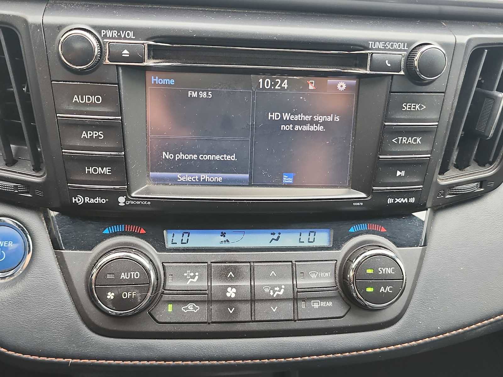 Used 2018 Toyota RAV4 SE AWD/4WD image 19