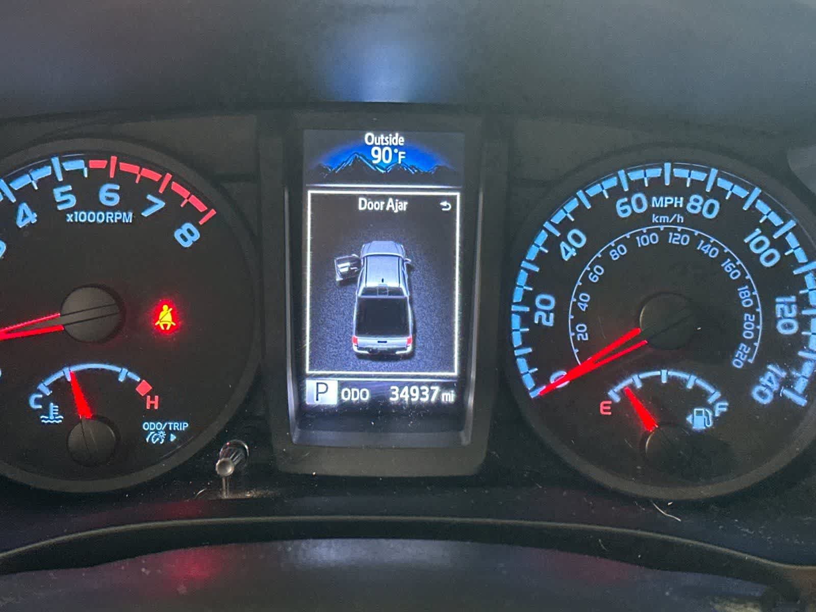 Used 2021 Toyota Tacoma SR w/ SR Convenience Package RWD image 23