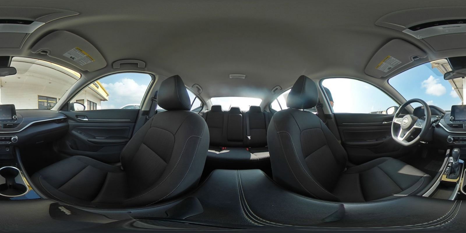 Used 2024 Nissan Altima 2.5 SV image 40