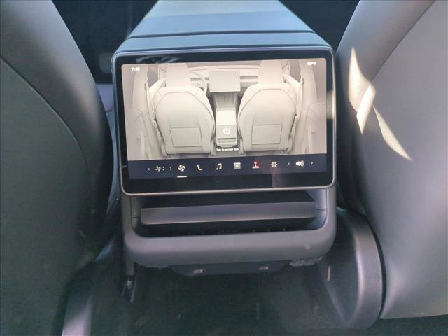 Used 2026 Tesla Model Y AWD image 16
