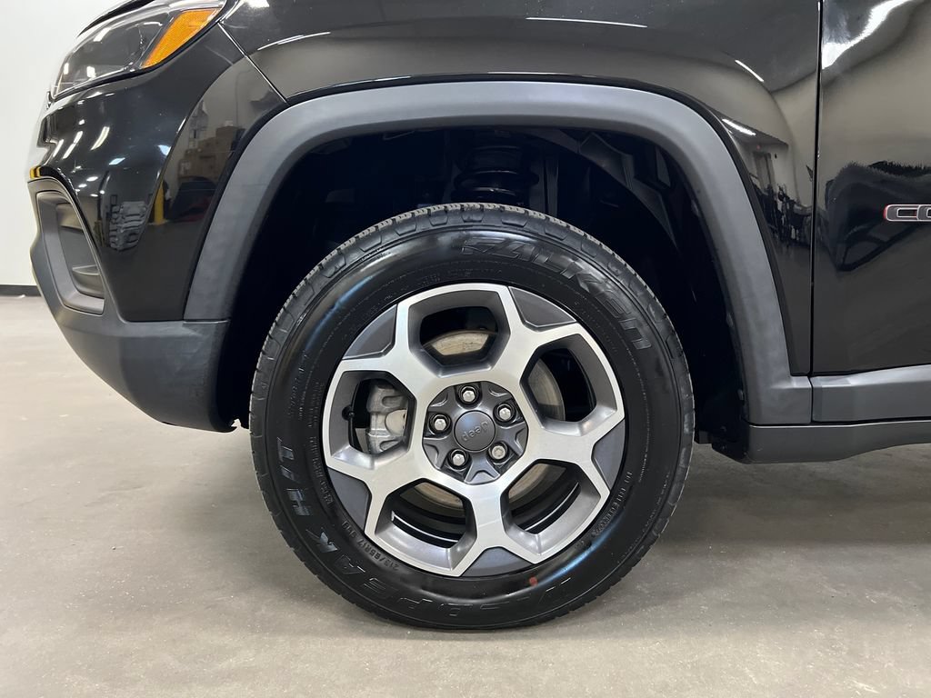 Used 2022 Jeep Compass Trailhawk w/ Trailhawk Elite Group AWD/4WD image 30
