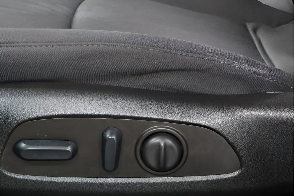 Used 2023 Chevrolet Malibu LS w/ Driver Confidence Package FWD image 20