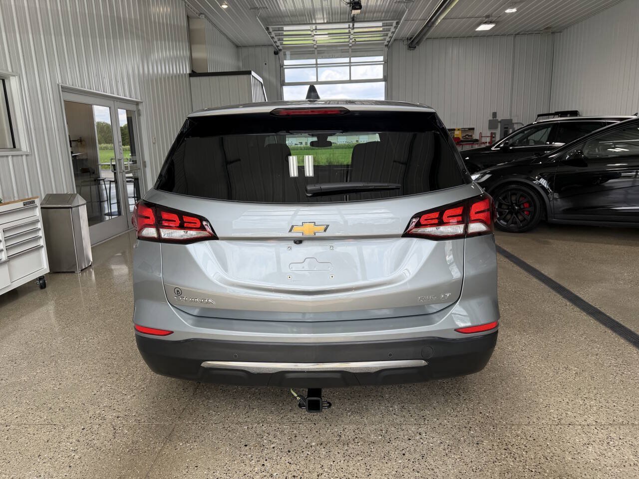 Used 2023 Chevrolet Equinox LT AWD/4WD image 4