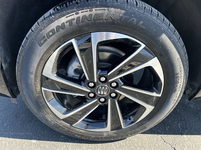 Certified 2025 Buick Enclave Sport Touring FWD image 17