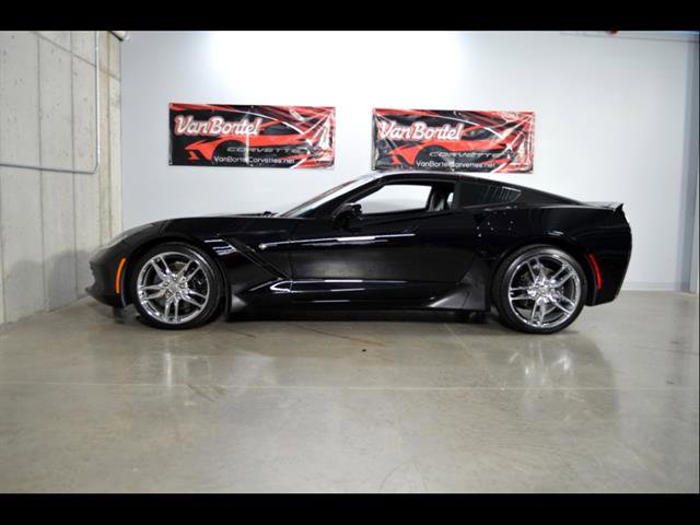 Used 2017 Chevrolet Corvette Stingray Coupe image 24