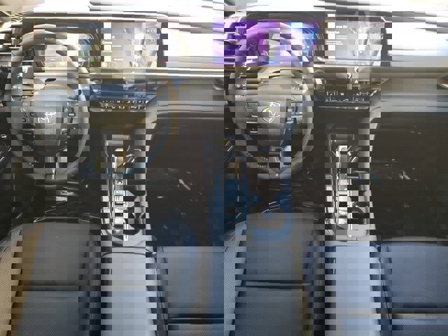 Used 2025 Toyota Crown XLE image 7