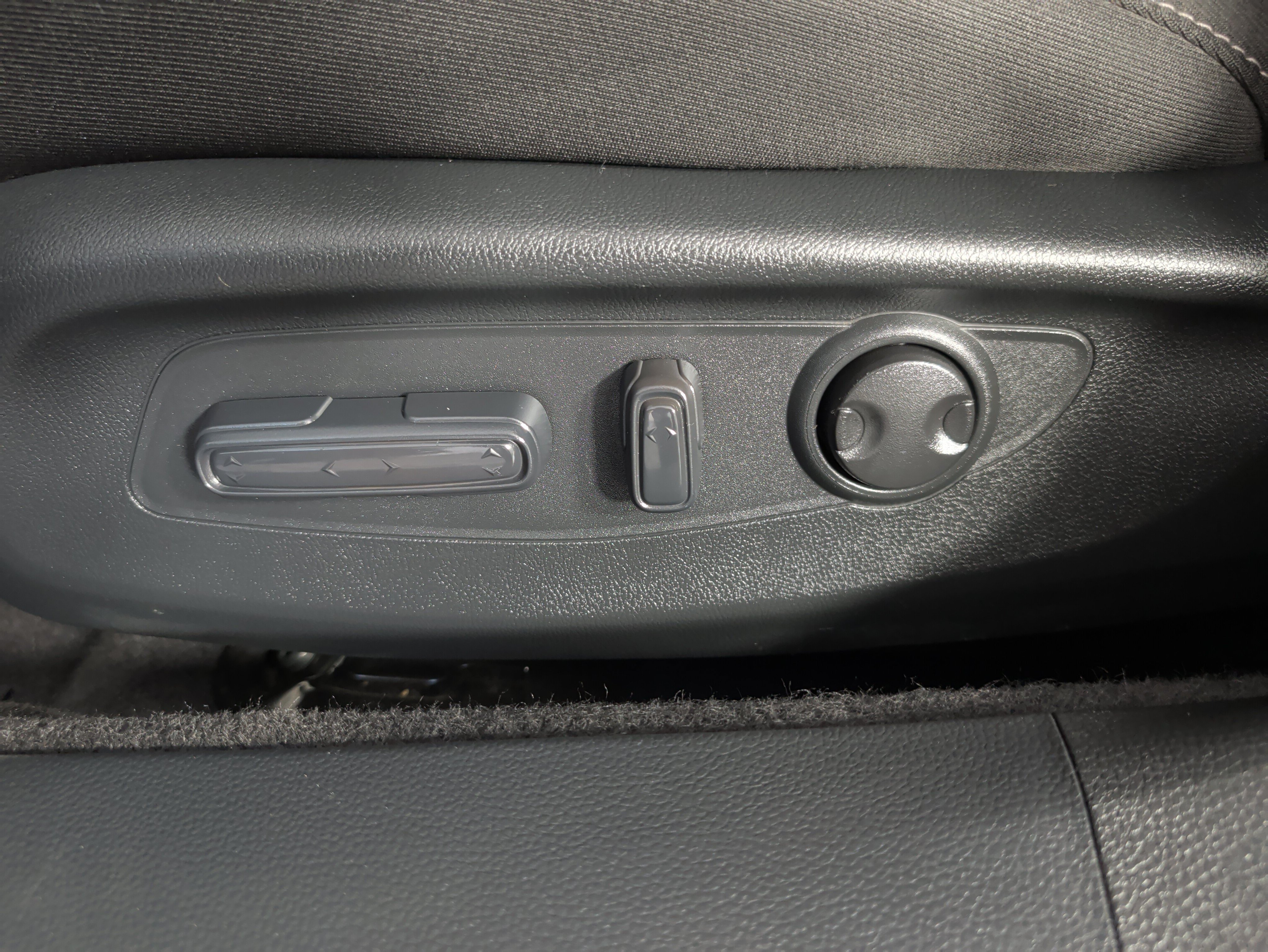 Certified 2024 Honda Accord EX image 18