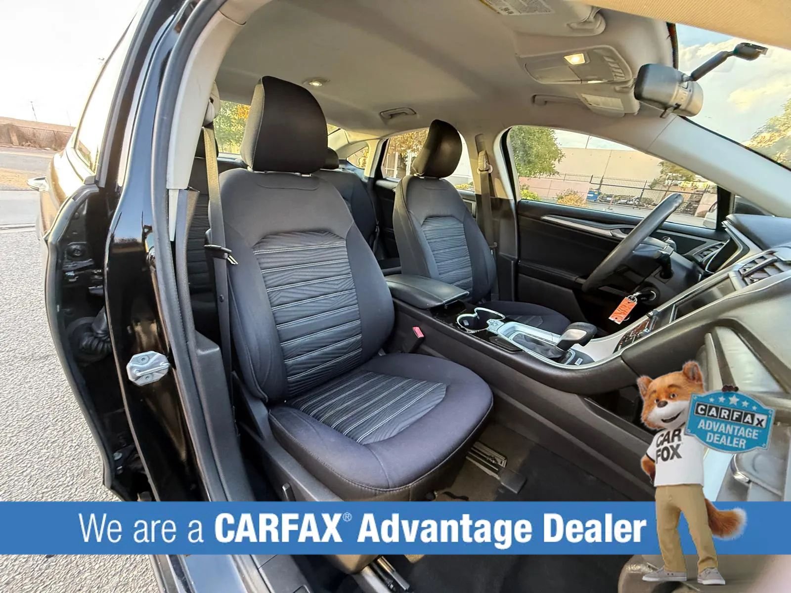 Used 2016 Ford Fusion SE FWD image 35