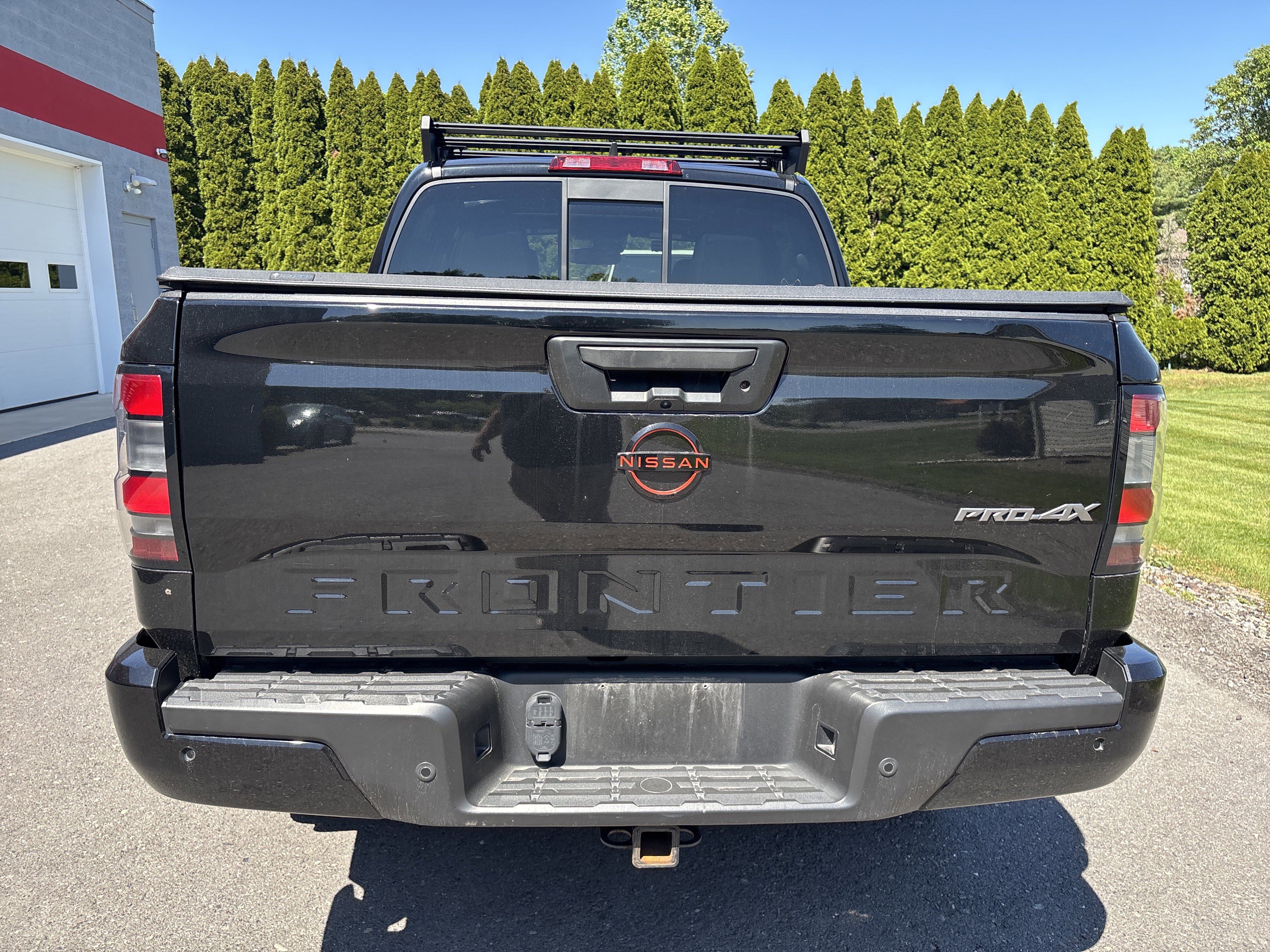 Used 2022 Nissan Frontier PRO-4X w/ Pro-4X Premium Package AWD/4WD video 4