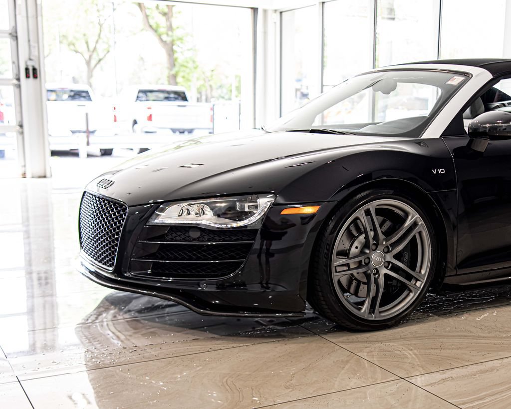 Used 2012 Audi R8 V10 AWD/4WD image 4