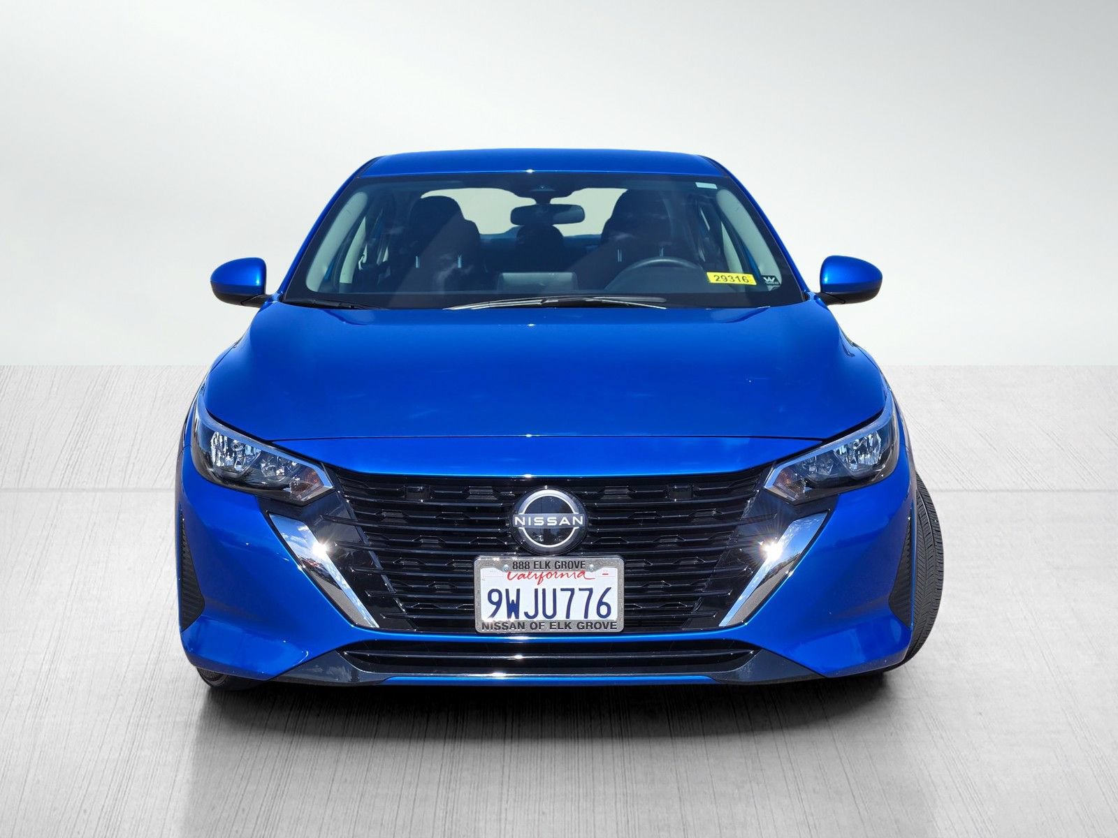 Used 2025 Nissan Sentra SV w/ All-Weather Package FWD image 2