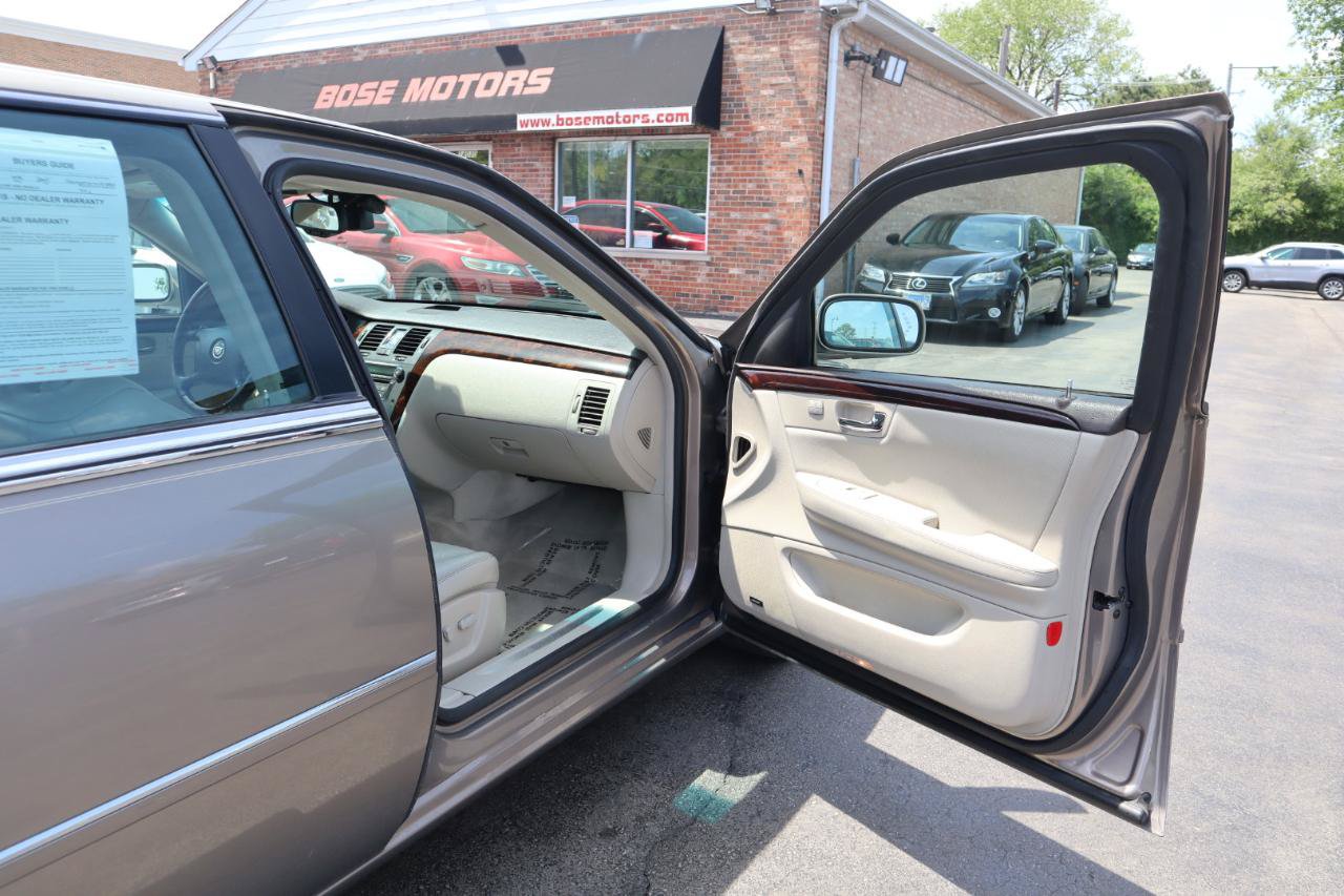 Used 2007 Cadillac DTS Luxury II FWD image 10