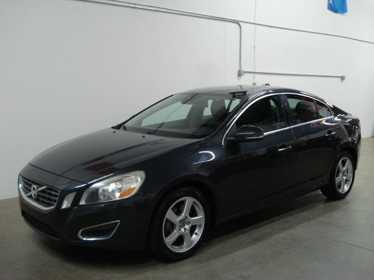Used 2013 Volvo S60 T5 image 4