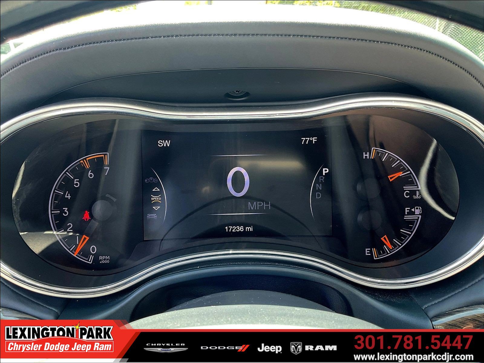 Used 2021 Jeep Grand Cherokee Summit AWD/4WD image 13