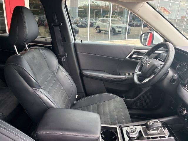 Used 2024 Mitsubishi Outlander SE FWD image 10