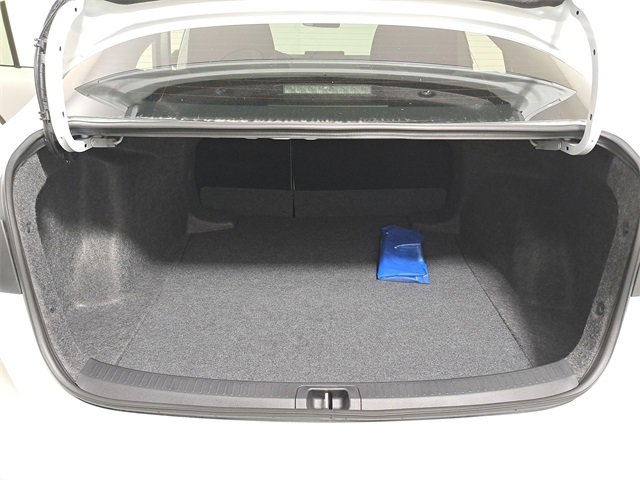 Used 2025 Toyota Corolla LE image 10