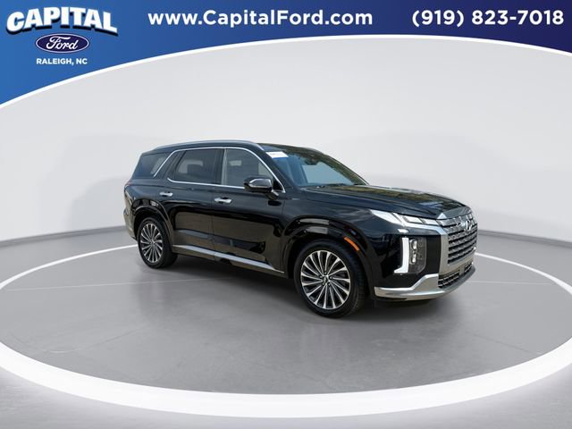Used 2024 Hyundai Palisade Calligraphy image 2