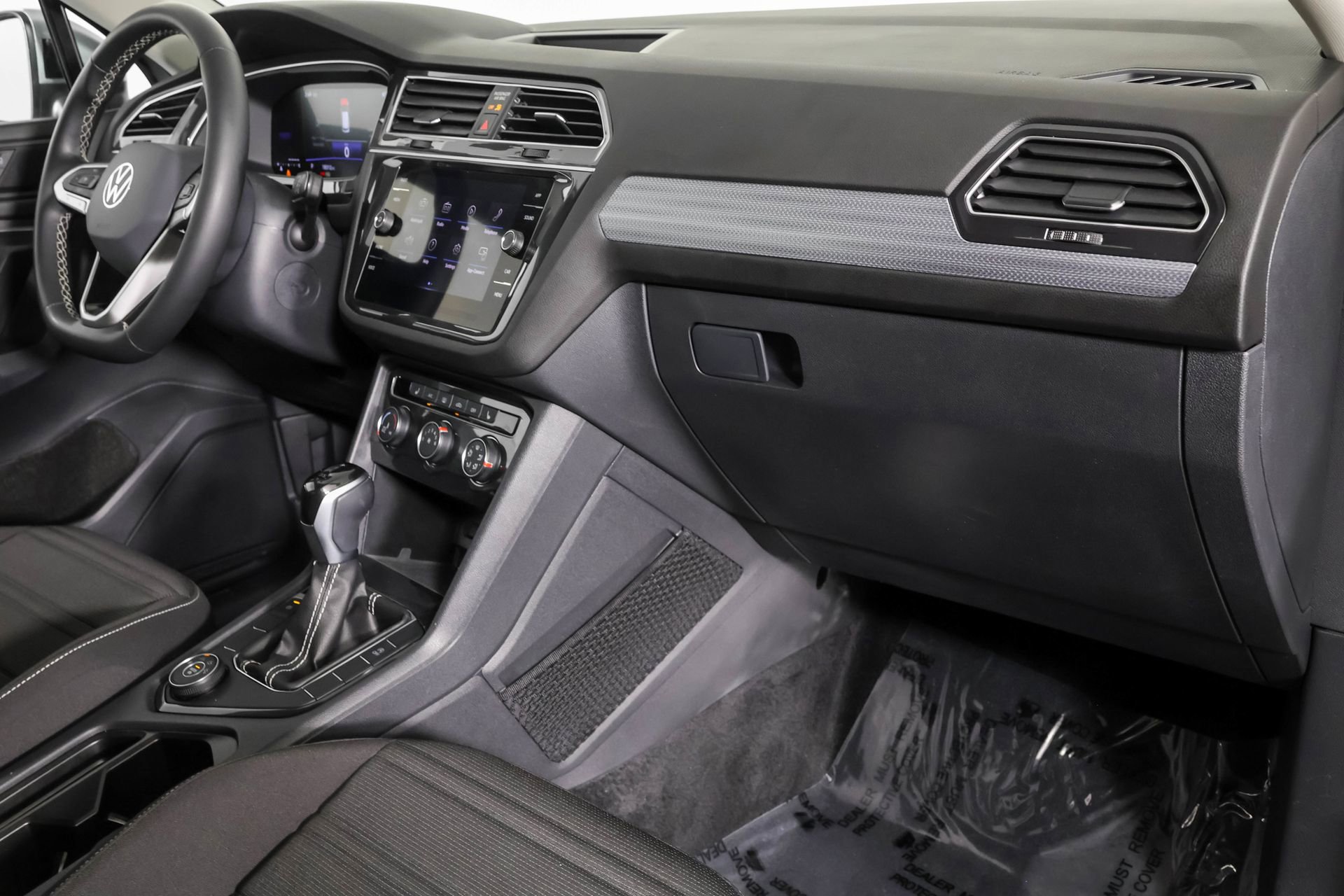 Used 2024 Volkswagen Tiguan S AWD/4WD image 42