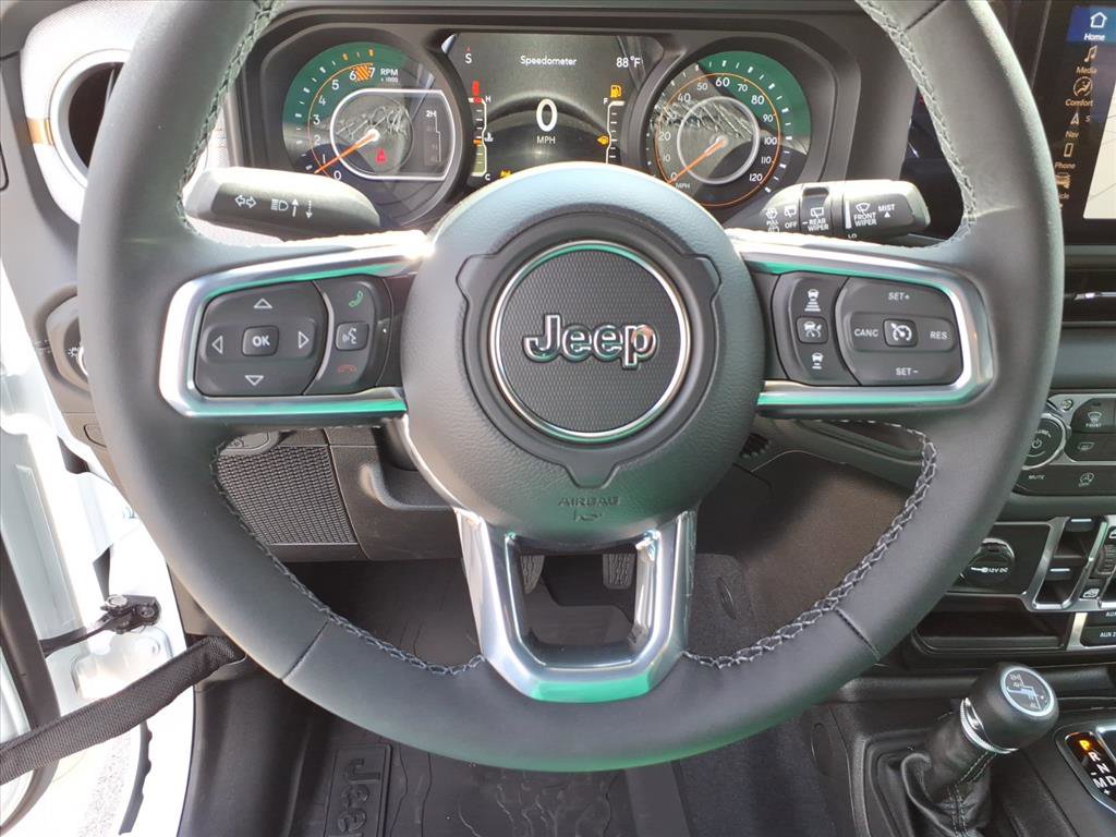 New 2026 Jeep Wrangler Unlimited Sahara AWD/4WD image 23