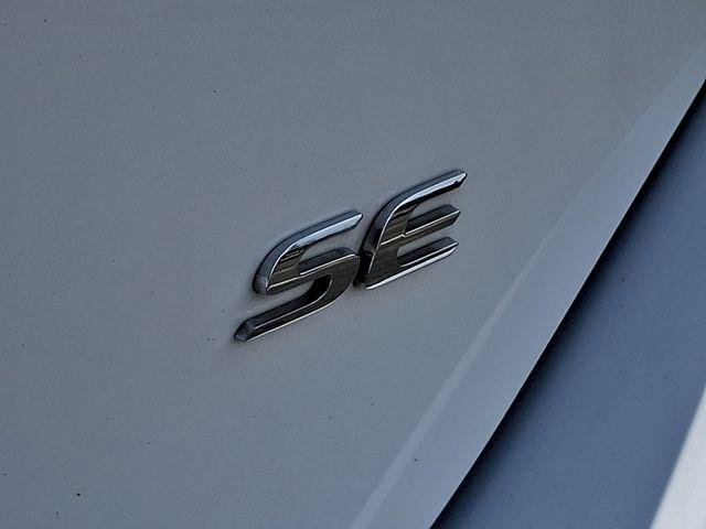 Certified 2019 Toyota Corolla SE FWD image 18