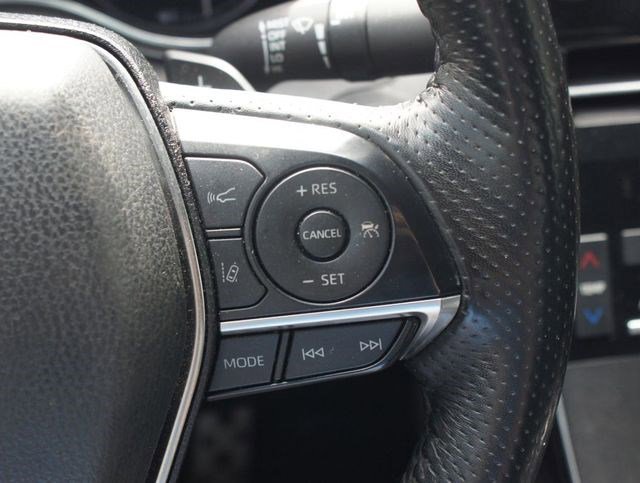 Used 2019 Toyota Avalon XSE FWD image 11