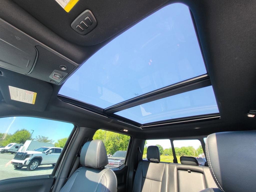 Used 2022 Ford F250 Lariat w/ Tremor Off-Road Package AWD/4WD image 3