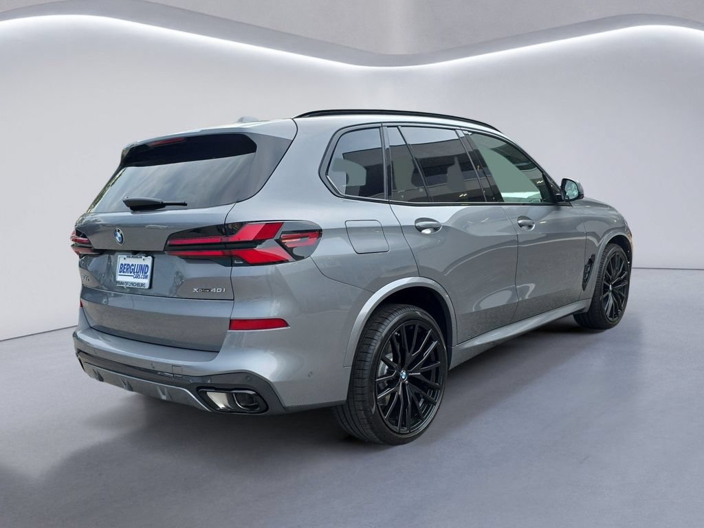 New 2026 BMW X5 xDrive40i w/ M Sport Package AWD/4WD image 4