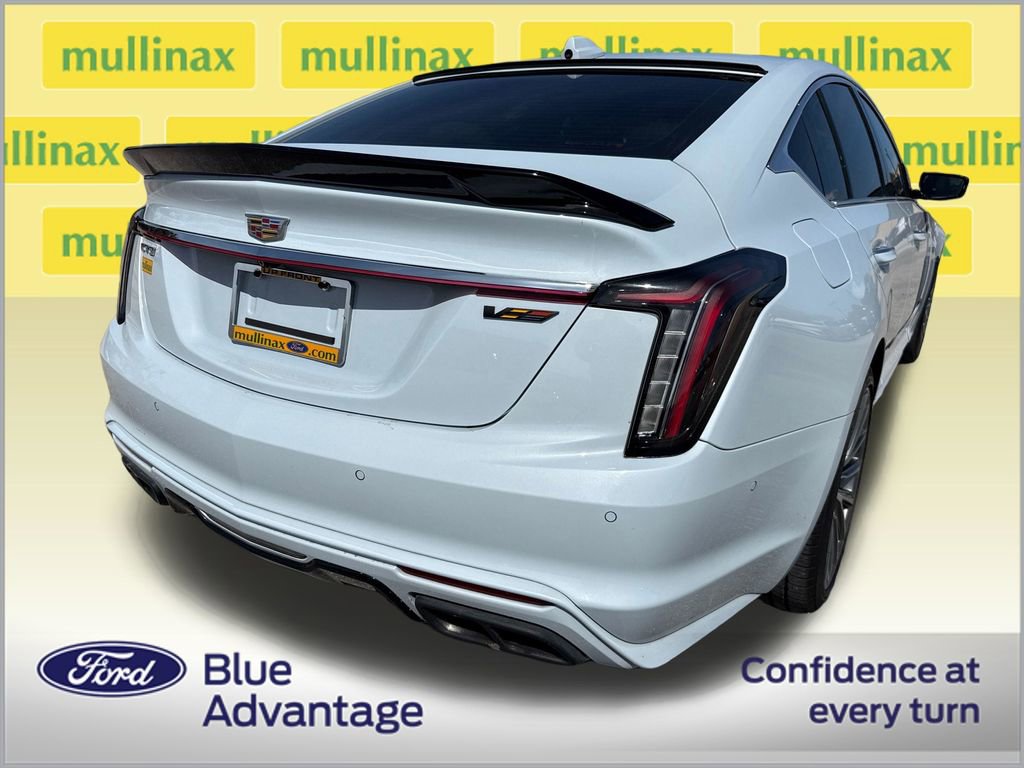 Used 2022 Cadillac CT5 Premium Luxury image 4