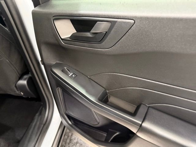 Used 2025 Ford Escape Active AWD/4WD image 25