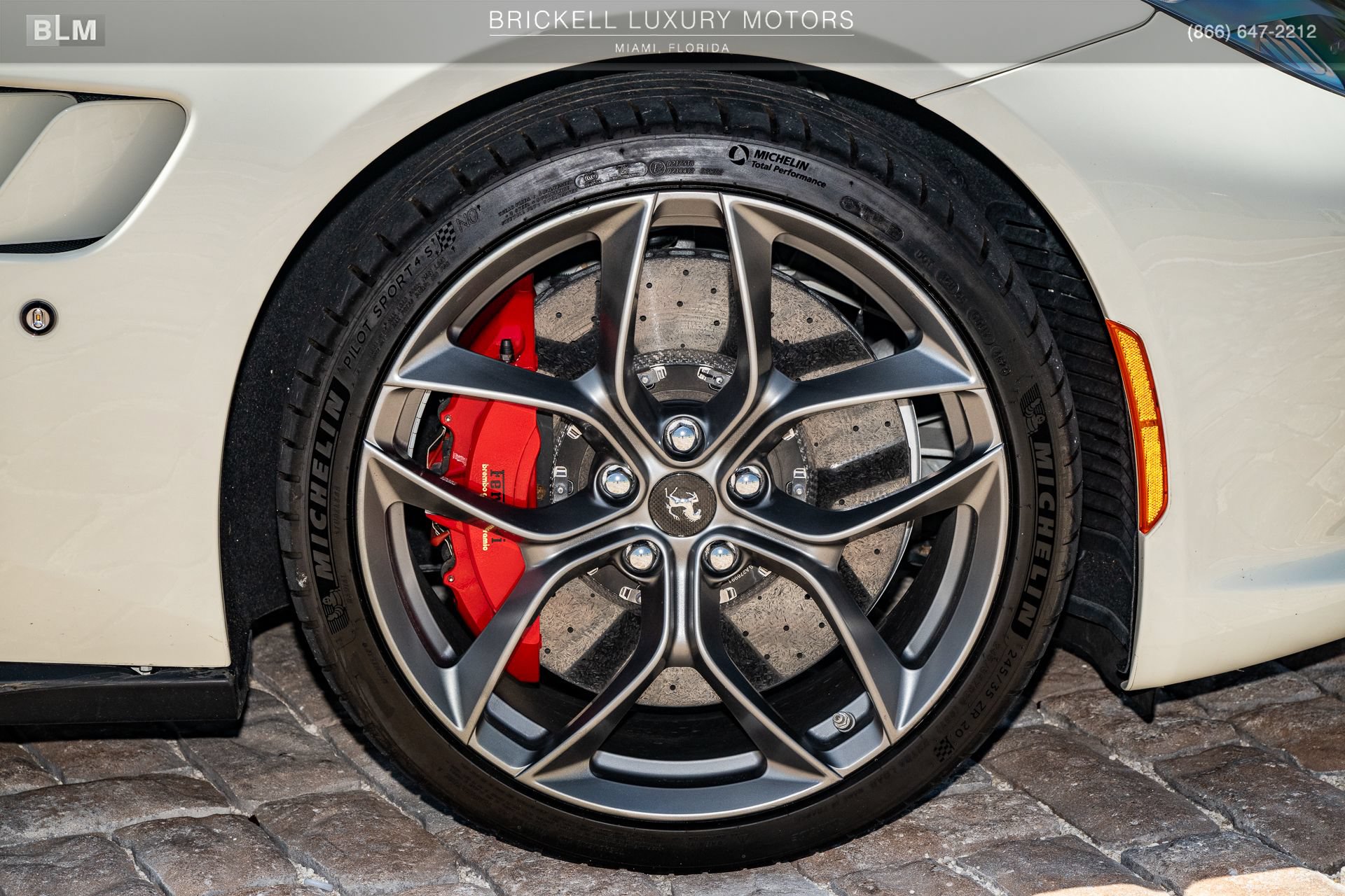 Used 2018 Ferrari GTC4Lusso T RWD image 50