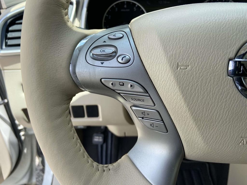 Used 2018 Nissan Murano Platinum w/ Cargo Package FWD image 34