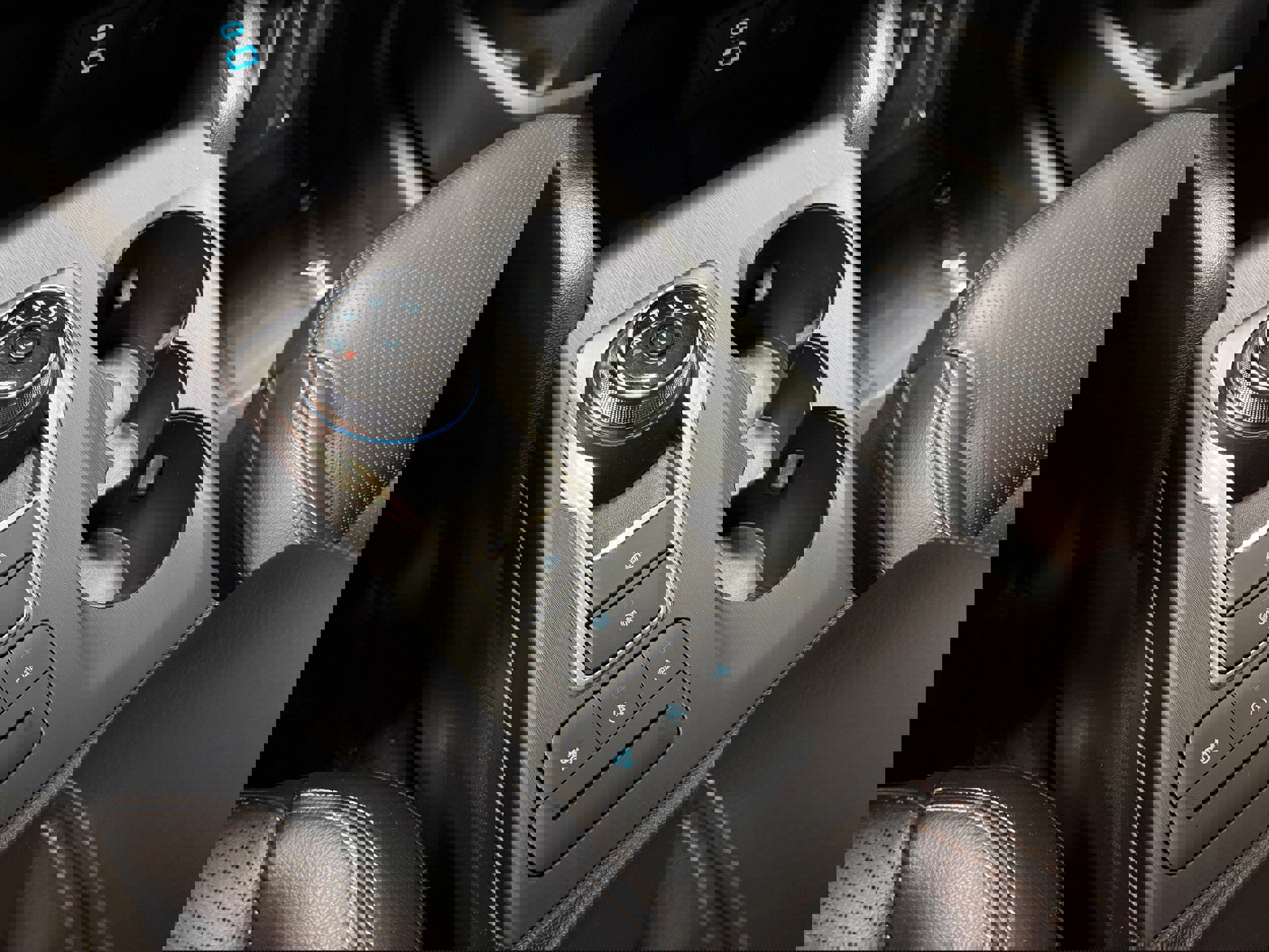 Certified 2022 Ford Escape Titanium image 24