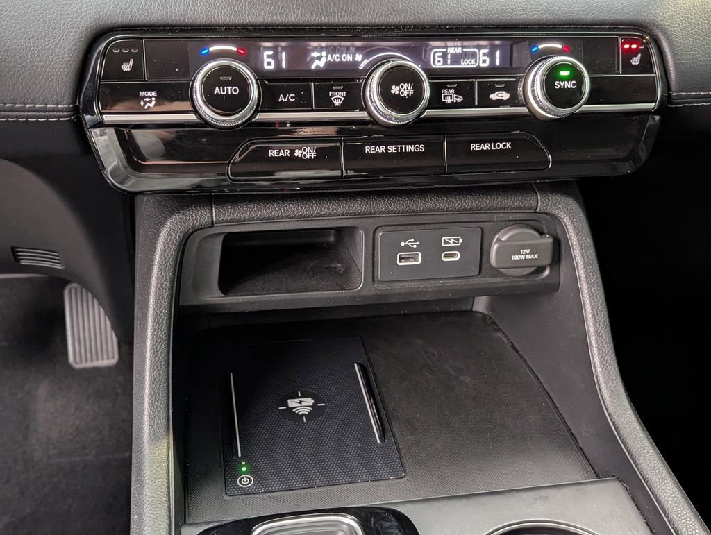 Used 2025 Honda Pilot EX-L image 8