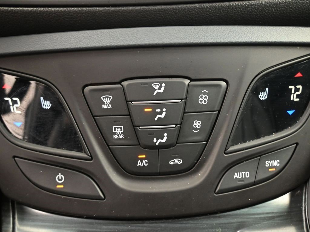 Used 2019 Buick Envision Premium image 3