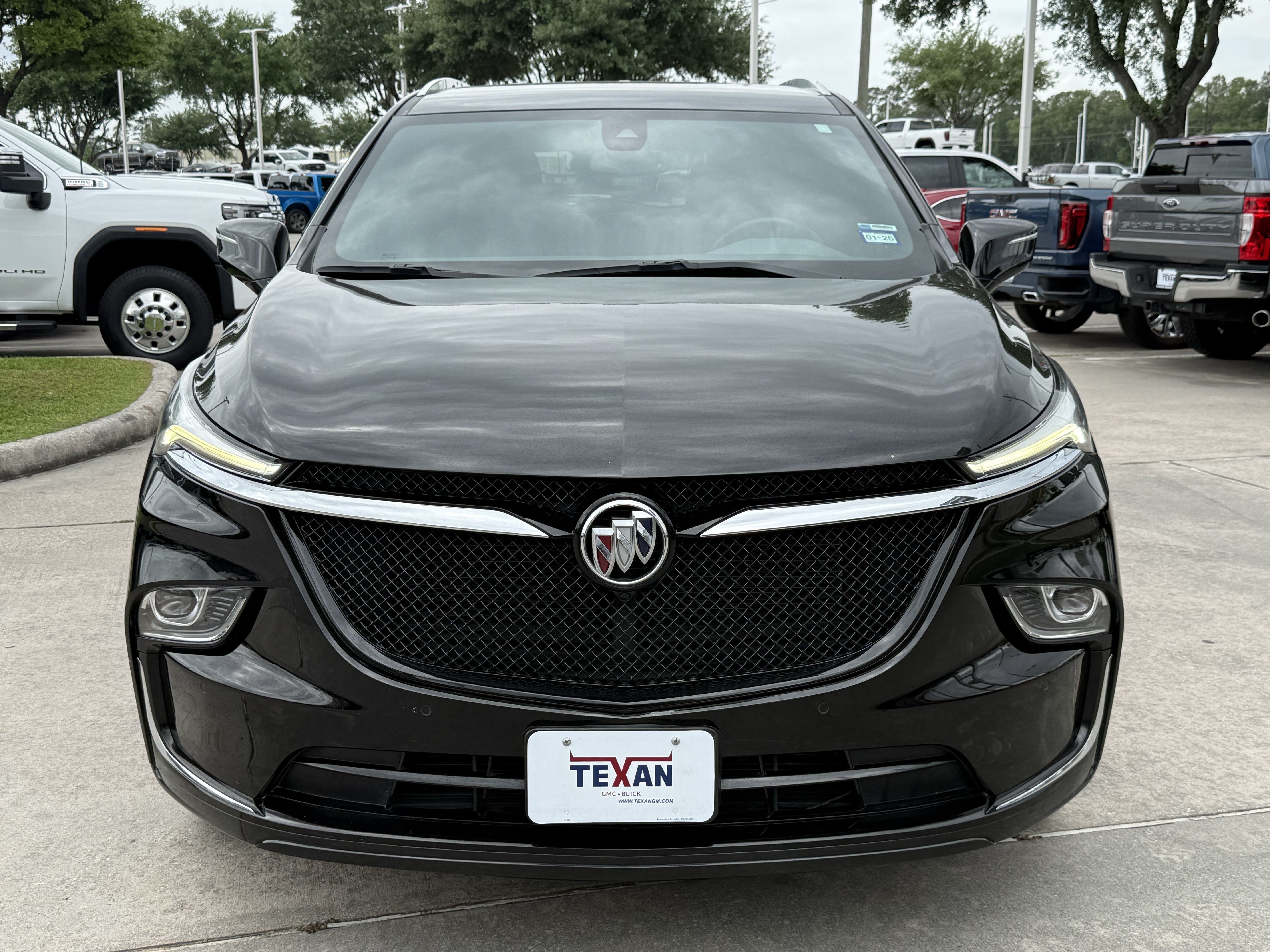 Used 2023 Buick Enclave Essence w/ Sport Touring Edition FWD image 10