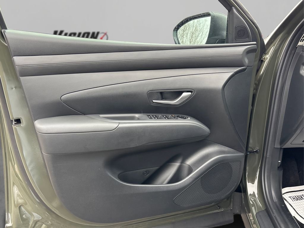 New 2026 Hyundai Tucson SE image 16