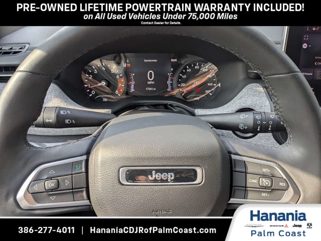 Used 2024 Jeep Compass Latitude w/ Sun and Sound Group AWD/4WD image 29