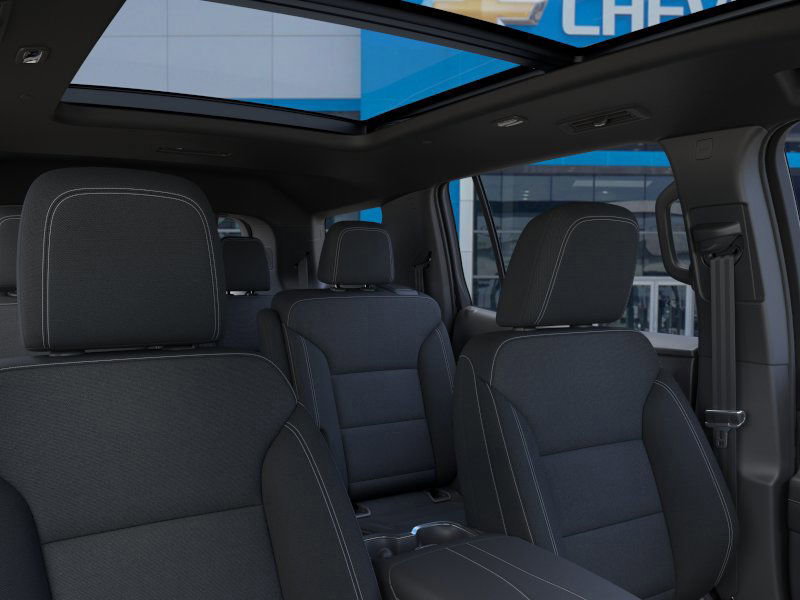 New 2026 Chevrolet Traverse LT w/ Sun and Wheel Package image 24