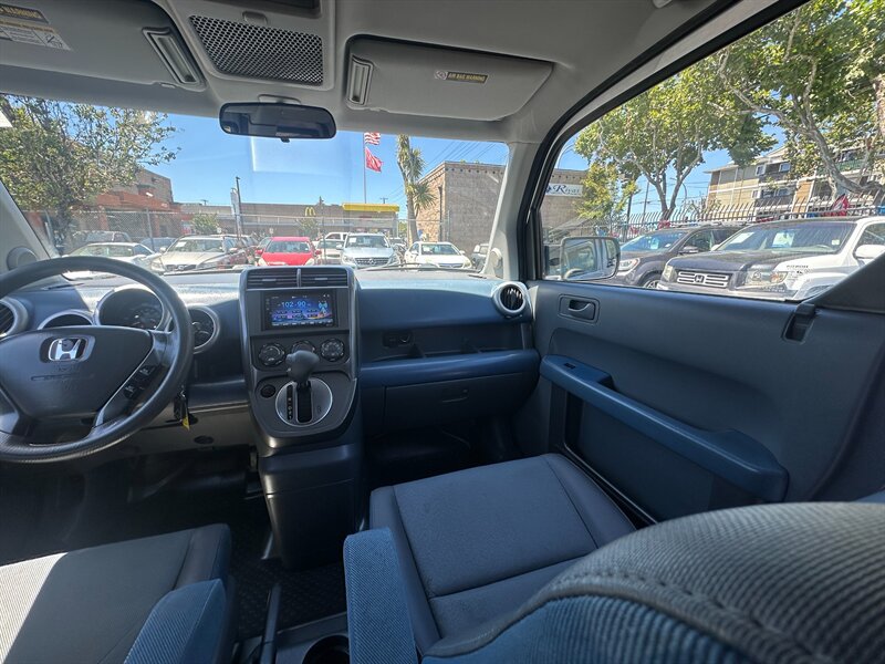 Used 2005 Honda Element EX image 13